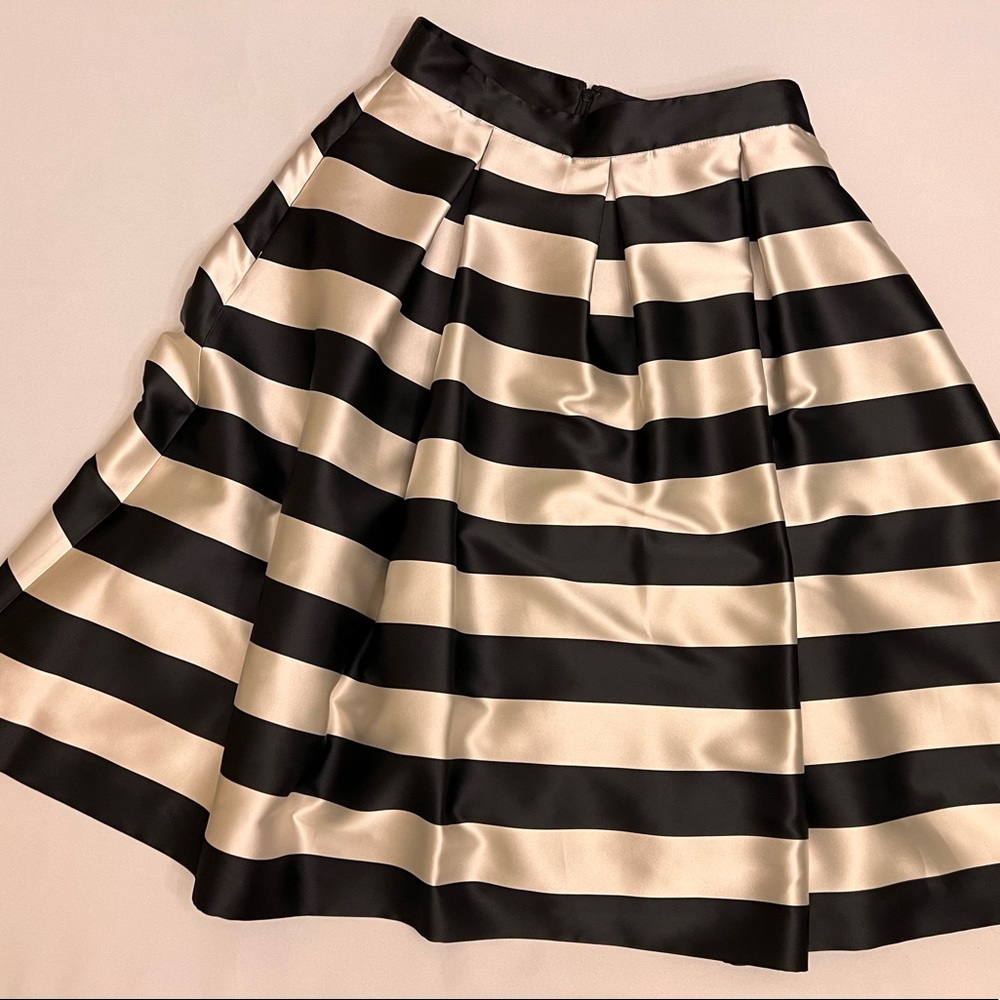 Eliza J Pleated Stripe MIDI Skirt size 12